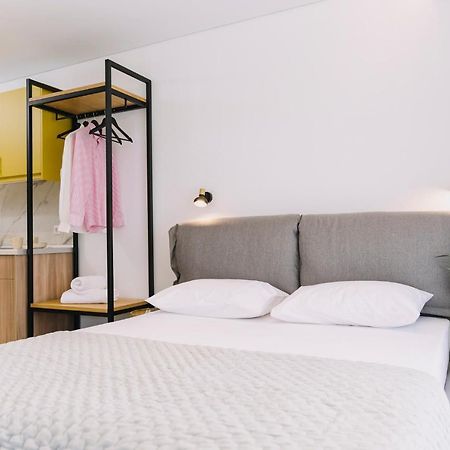Blue Stone Luxury Suites Лименария Экстерьер фото