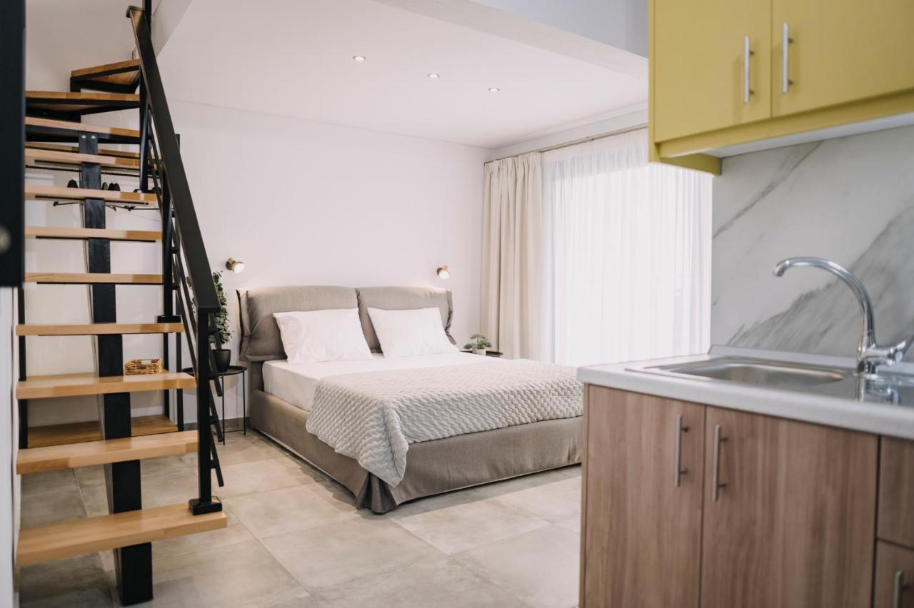 Blue Stone Luxury Suites Лименария Экстерьер фото