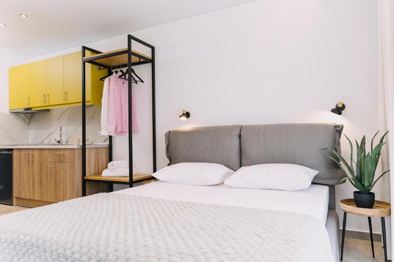 Blue Stone Luxury Suites Лименария Экстерьер фото