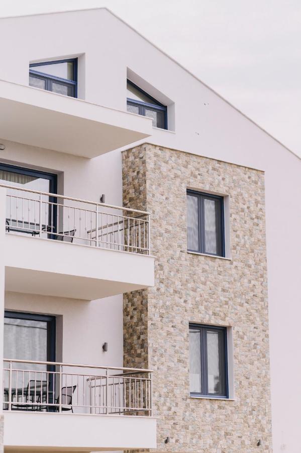 Blue Stone Luxury Suites Лименария Экстерьер фото
