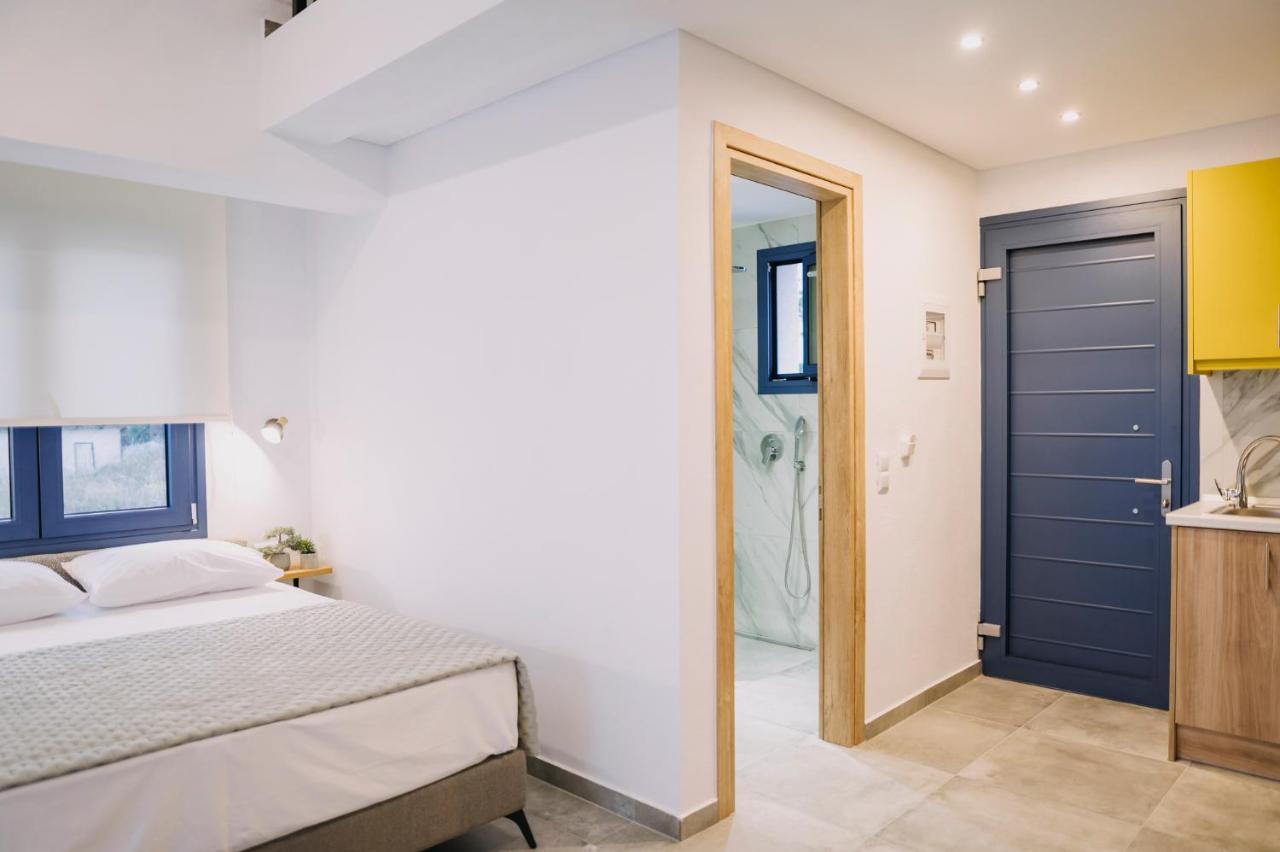Blue Stone Luxury Suites Лименария Экстерьер фото