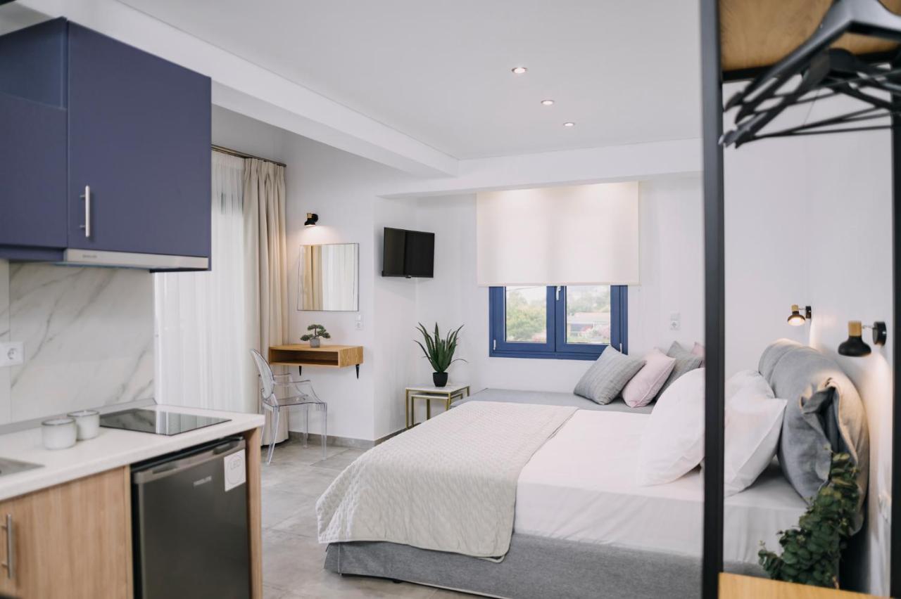 Blue Stone Luxury Suites Лименария Экстерьер фото