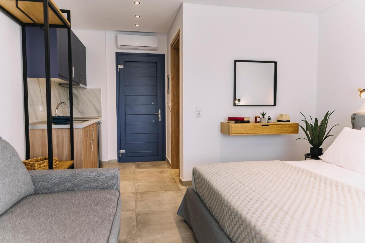 Blue Stone Luxury Suites Лименария Экстерьер фото