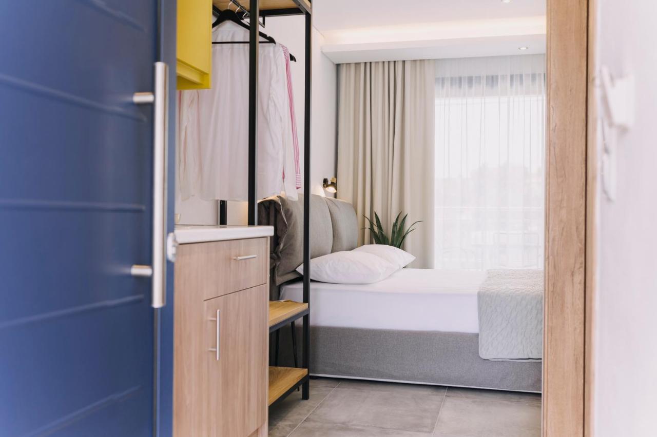Blue Stone Luxury Suites Лименария Экстерьер фото