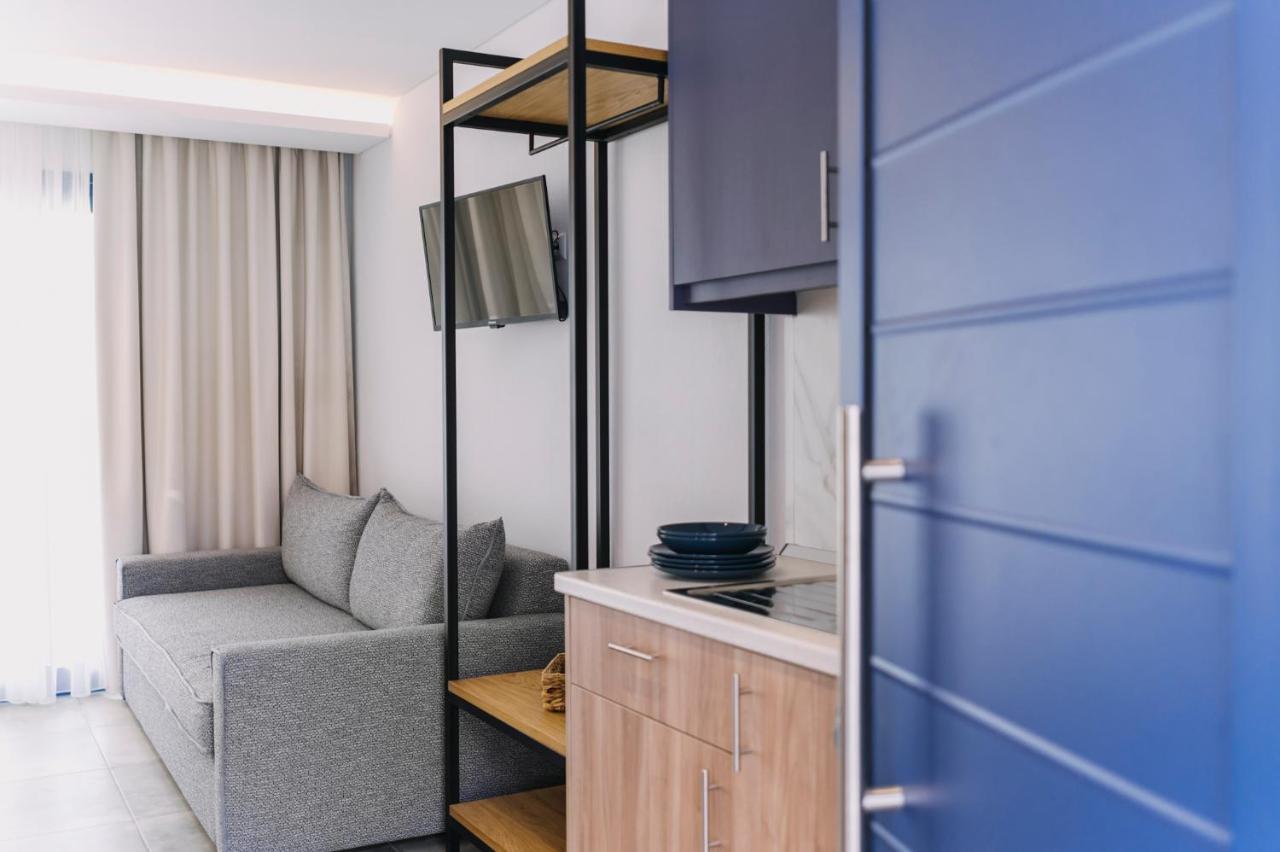 Blue Stone Luxury Suites Лименария Экстерьер фото